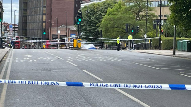 London Violence Two Fatal Shootings Within 24 Hours BBC News london-violence-two-fatal-shootings-within-24-hours-bbc-news