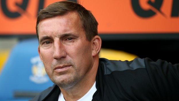 St Mirren manager Alan Stubbs