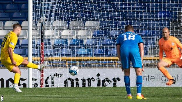 Grant Gillespie scored from the spot for Morton