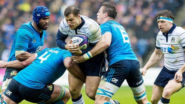 Tim Visser in action against Italy at Murrayfield