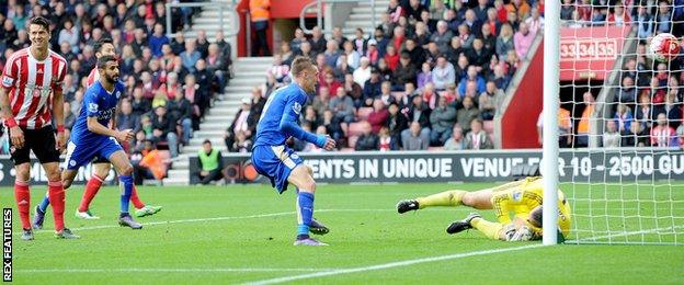 Jamie Vardy scores against Southampton