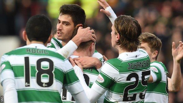 Celtic celebrate Nir Bitton's goal against Hearts