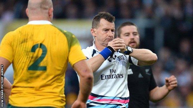 Nigel Owens