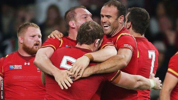 Wales celebrate beating England at Twickenham