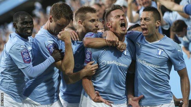 Malmo celebrate their comeback against Salzburg