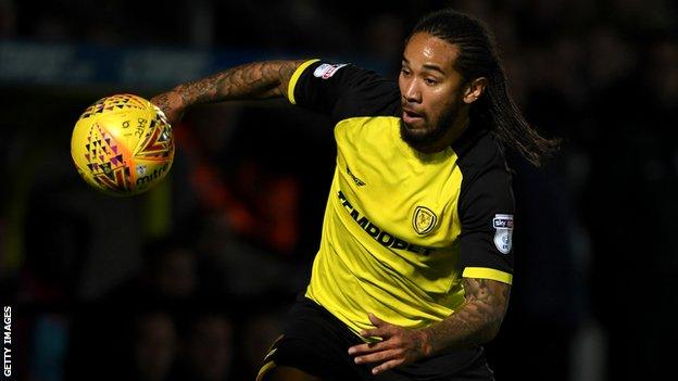 Sean Scannell in action for Burton Albion