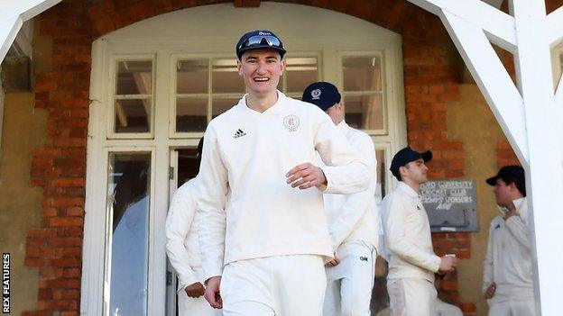 Toby Pettman playing for Oxford MCCU