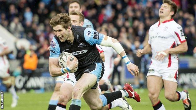 Glasgow Warriors centre Richie Vernon