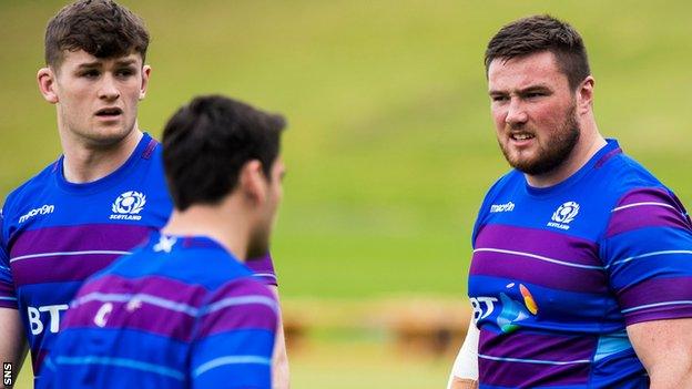 Magnus Bradbury and Zander Fagerson in training with Scotland