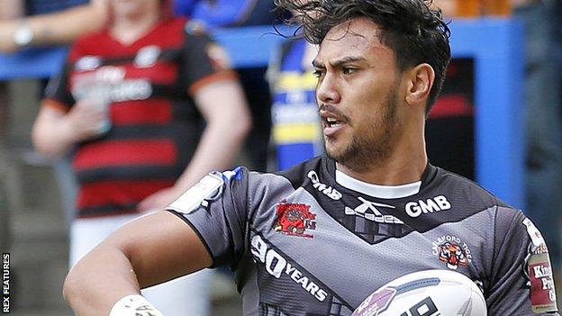 Denny Solomona in action for Castleford