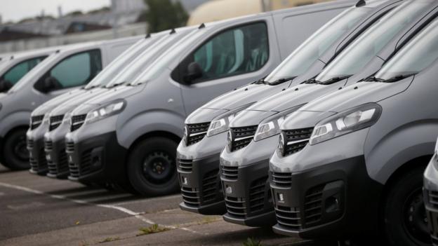 Fiat Chrysler And PSA Shareholders Approve Merger - BBC News