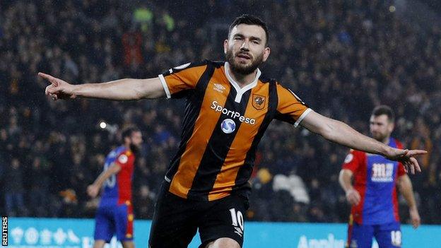 Robert Snodgrass celebrates a goal