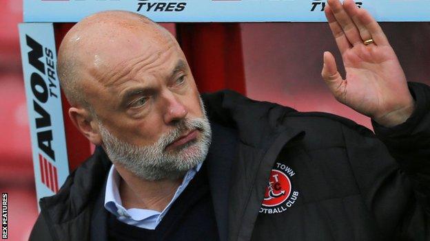 Fleetwood manager Uwe Rosler