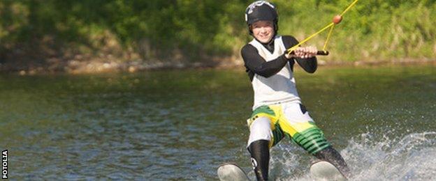 waterskiing