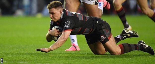 Duncan Weir scores a try for Edinburgh against Ulster