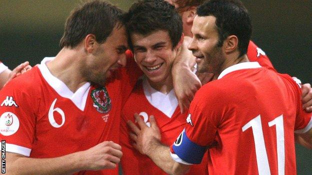 Gareth Bale and Ryan Giggs