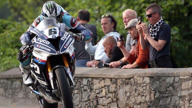 Michael Dunlop in action on his Tyco BMW Superbike at the Isle of Man TT