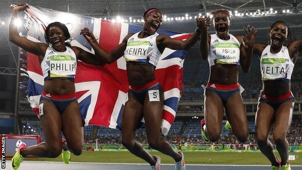 Great Britain win relay medal