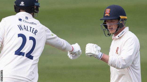 Essex batsman Paul Walter and Tom Westley