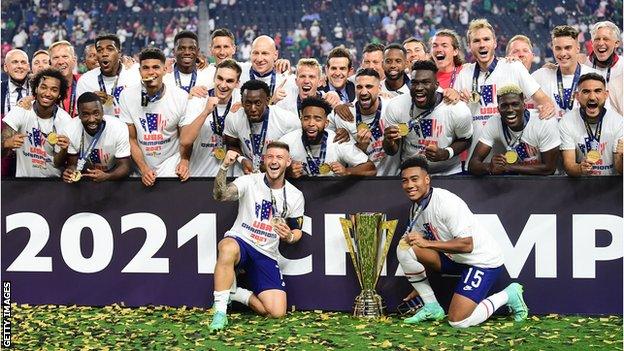 The United States celebrate after beating Mexico in the Gold Cup final