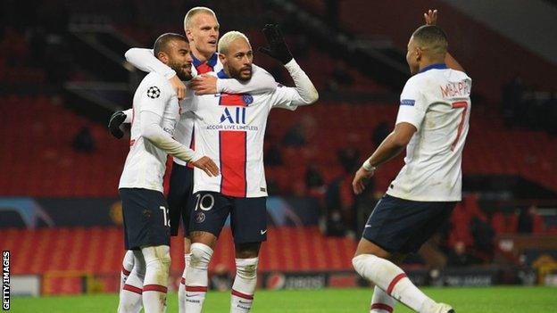 PSG players celebrate against Manchester United