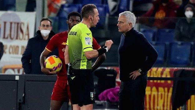 Jose Mourinho arguing with the referee