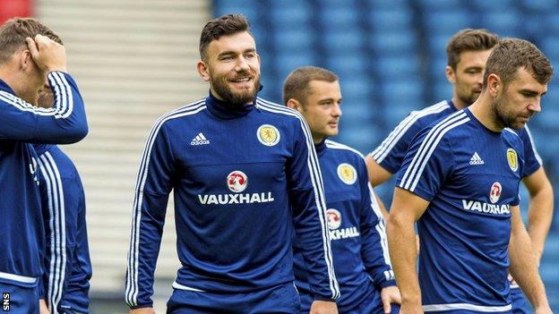 Scotland midfielder Robert Snodgrass