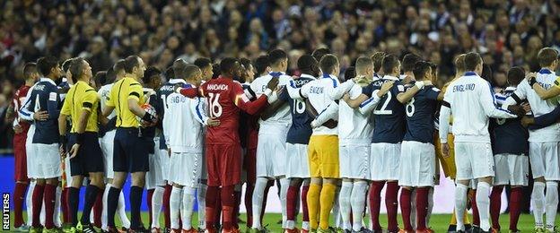 England and France line-up