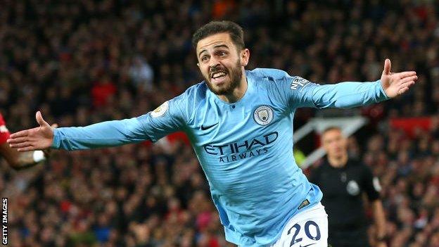 Bernardo Silva celebrates