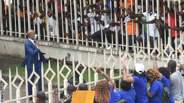 Didier Drogba cheered by fans