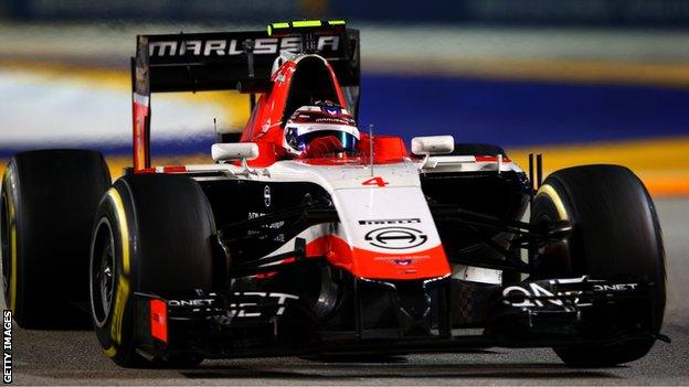 Max Chilton driving for Marussia at the 2014 Singapore Grand Prix