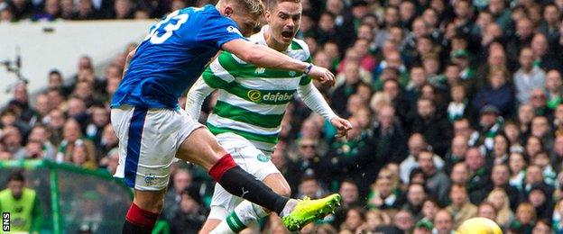 Rangers striker Martyn Waghorn was denied brilliantly by Craig Gordon with the scores at 0-0