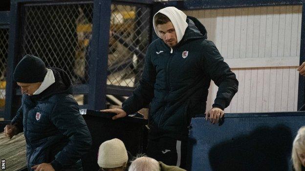 David Goodwillie was in the stands at Stark's Park for Raith's 3-3 draw with Queen of the South on Tuesday