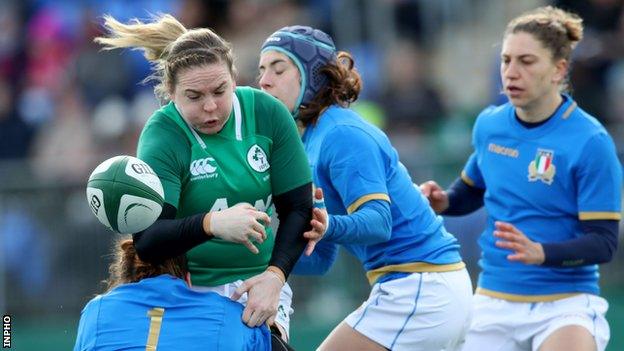 Ireland's Niamh Briggs in action against Eleonora Ricci at Donnybrook