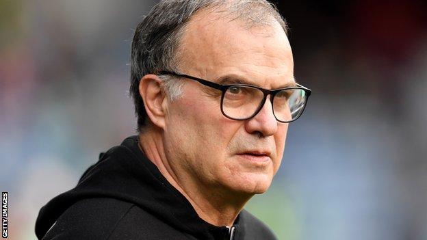 Leeds United manager Marcelo Bielsa on the sidelines