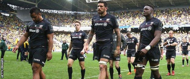 Jim Hamilton leaves the field after Saracens lose to Clermont in he European Champions Cup