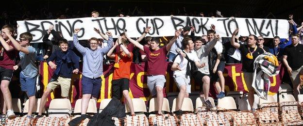 Motherwell supporters urge their team to win the Scottish Cup