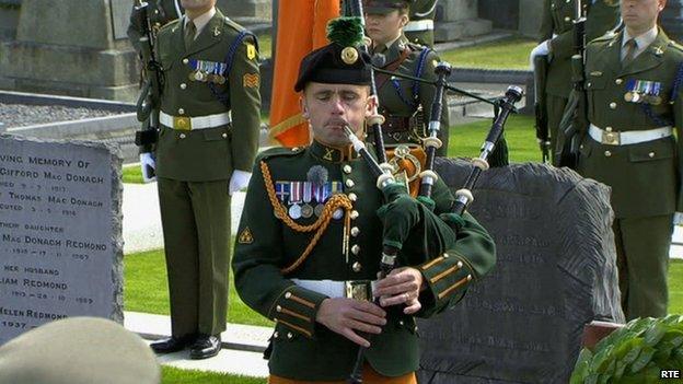 Piper at ceremony