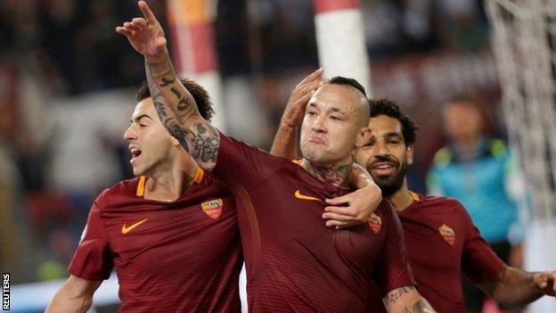 Radja Nainggolan celebrates