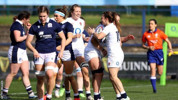 England score a try against Scotland