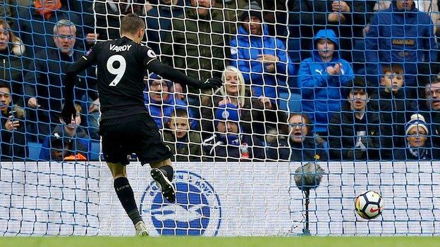 Jamie Vardy scores in injury time.