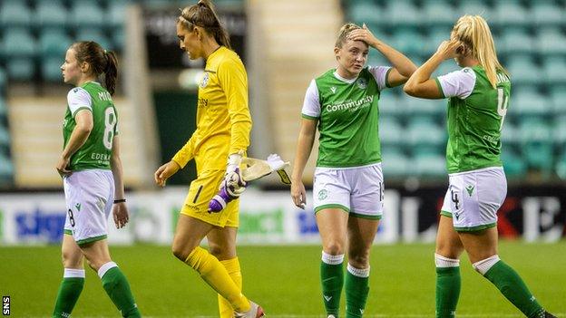 Hibs lost the first leg 4-1 at Easter Road