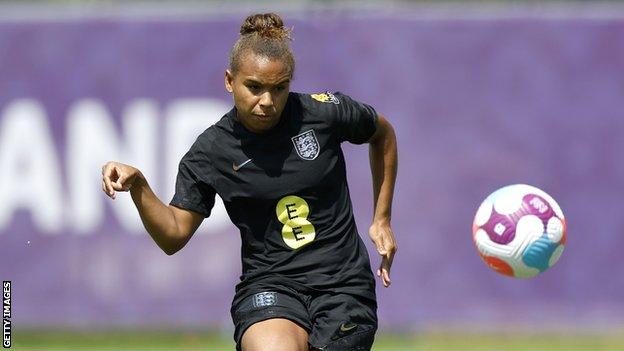 Nikita Parris during England training