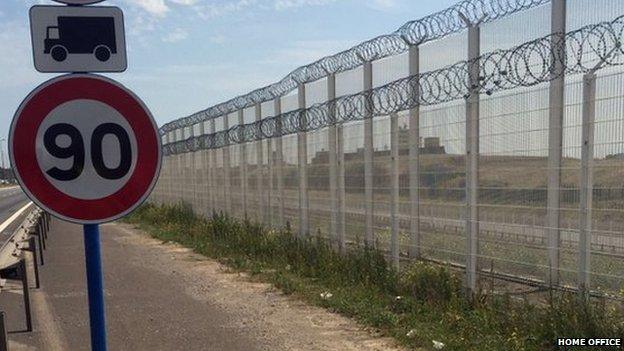 Fencing in Coquelles, France