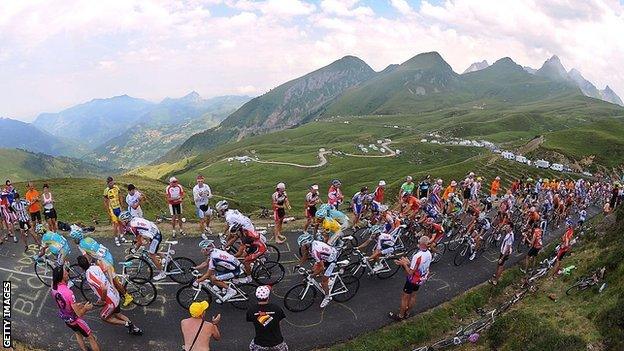 Tour de France riders climb the Col d'Aubisque