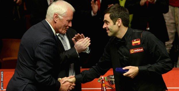 Barry Hearn (left) and Ronnie O'Sullivan