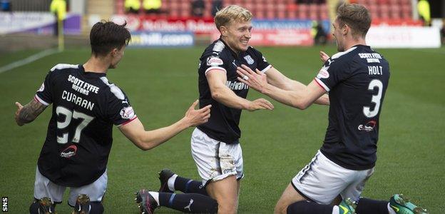 Dundee celebrate