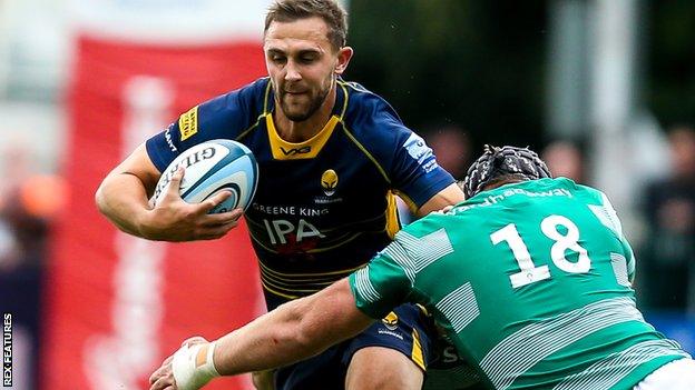 Ashley Beck in action for Worcester Warriors