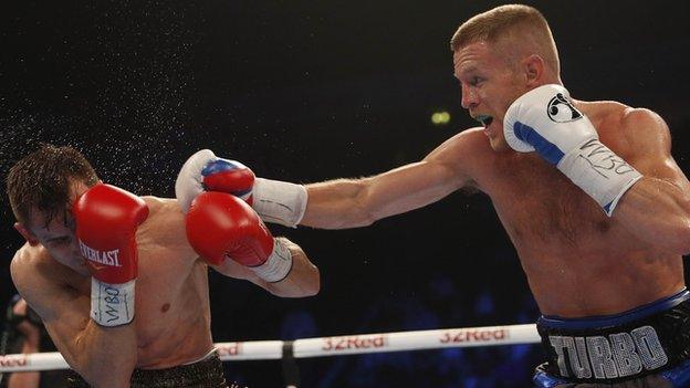 Terry Flanagan beats Petr Petrov by unanimous decision at the Manchester Arena