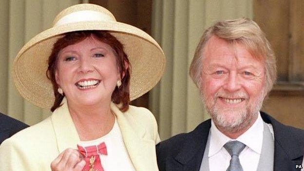 Cilla Black and husband Bobby Willis outside Buckingham Palace